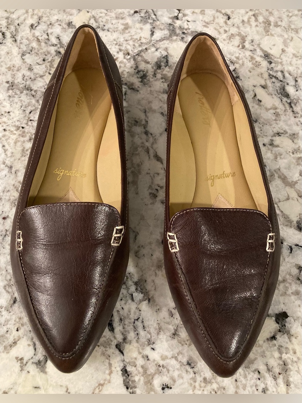 Trotter’s Ember Loafer